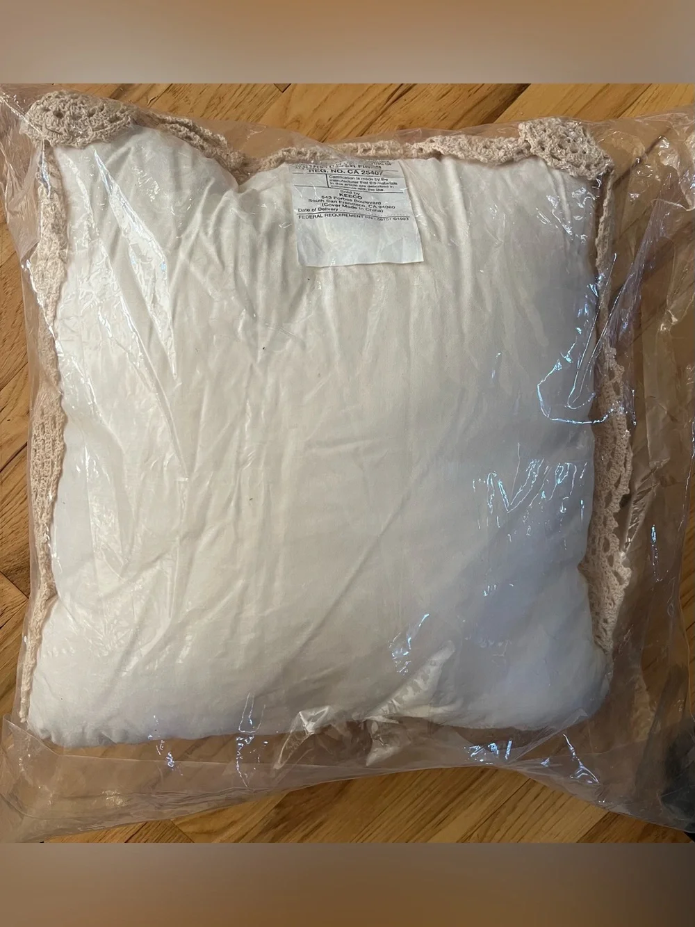 VTG 1998 Newport News Ecru Crochet Pillow 15x15